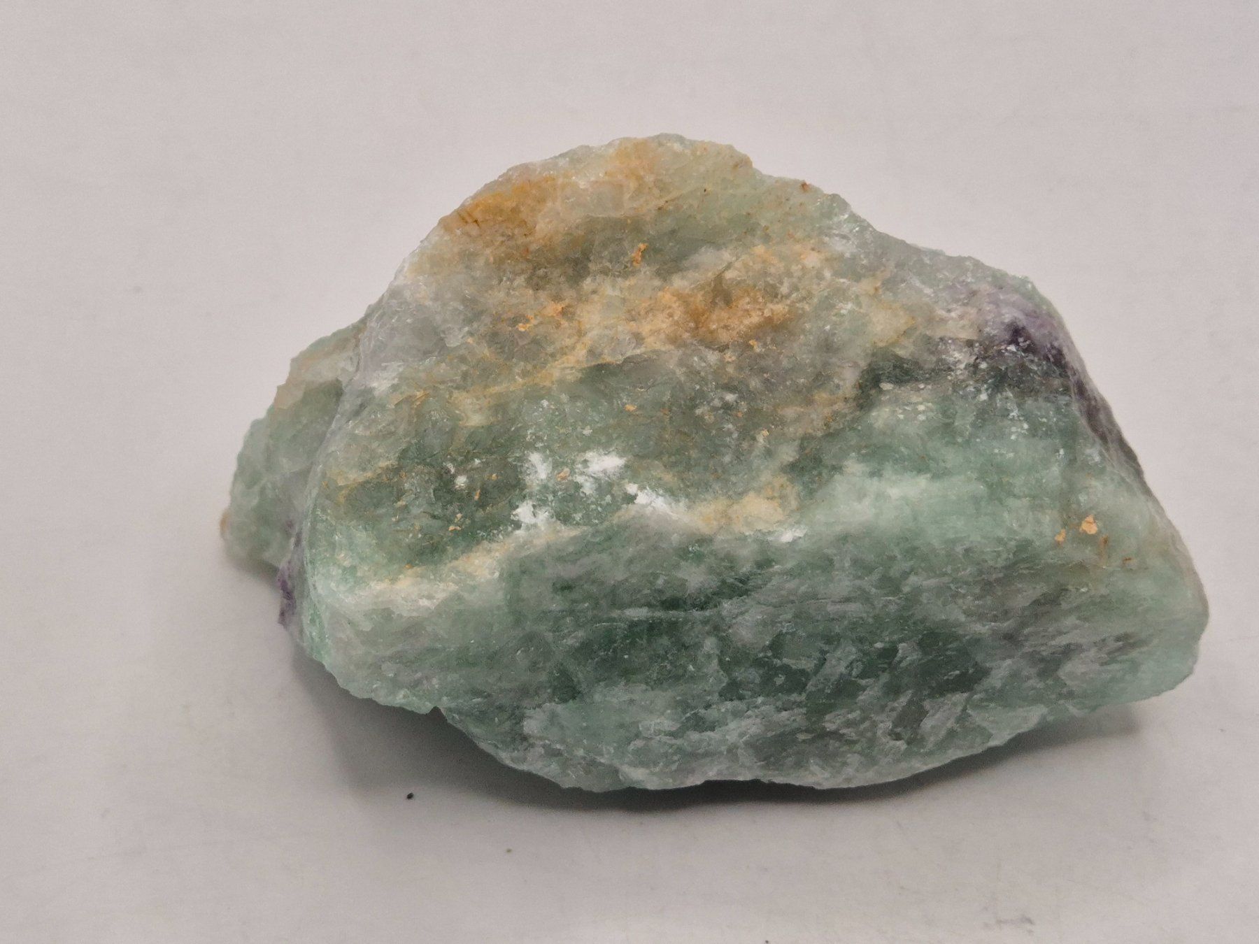 Minerali & Pietre curative: Fluorit Regenbogenfluorit bunt, Namibia (480gr.) – Usato da Winterthur venduto da LukasMineralienOase 1