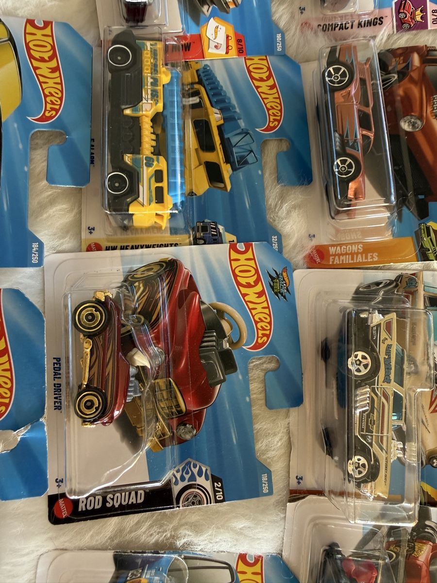 Hot Wheels Giocattoli: 13 Hot Wheels / neu  – Nuovo (secondo la descrizione) da Olten venduto da ale_nb2x 7