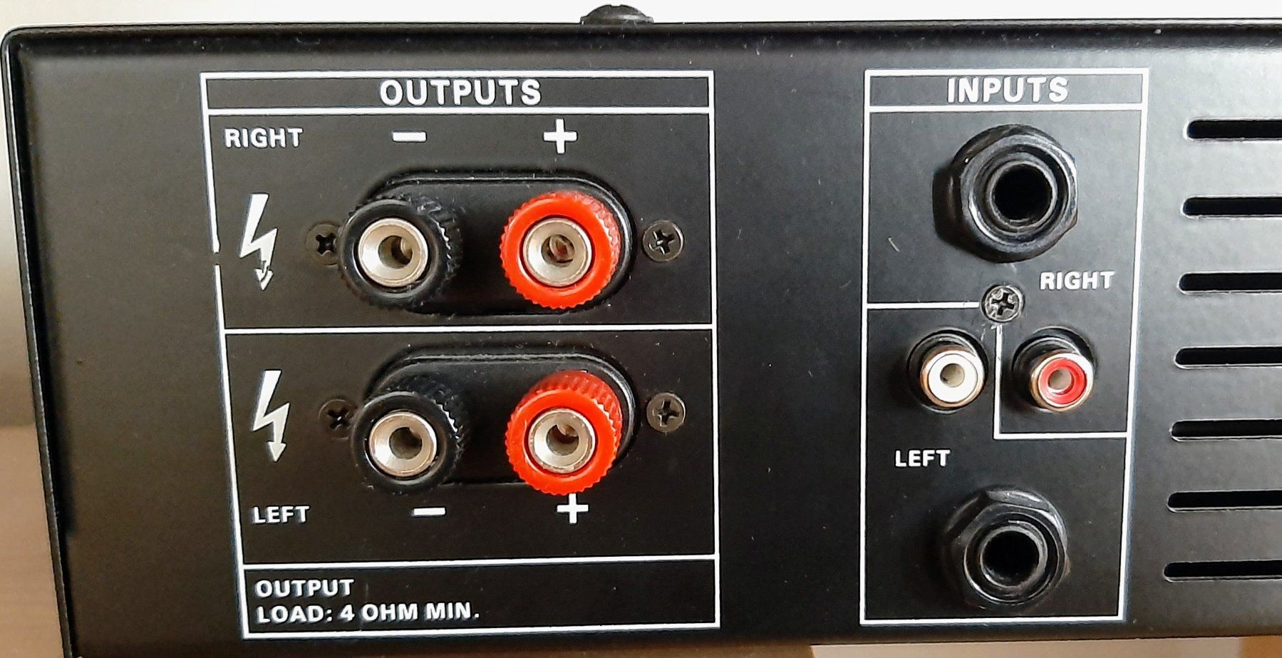 Amplificatori: SkyTec PA2150 Professional Amplifier – Usato da Zürich venduto da Zurich 7