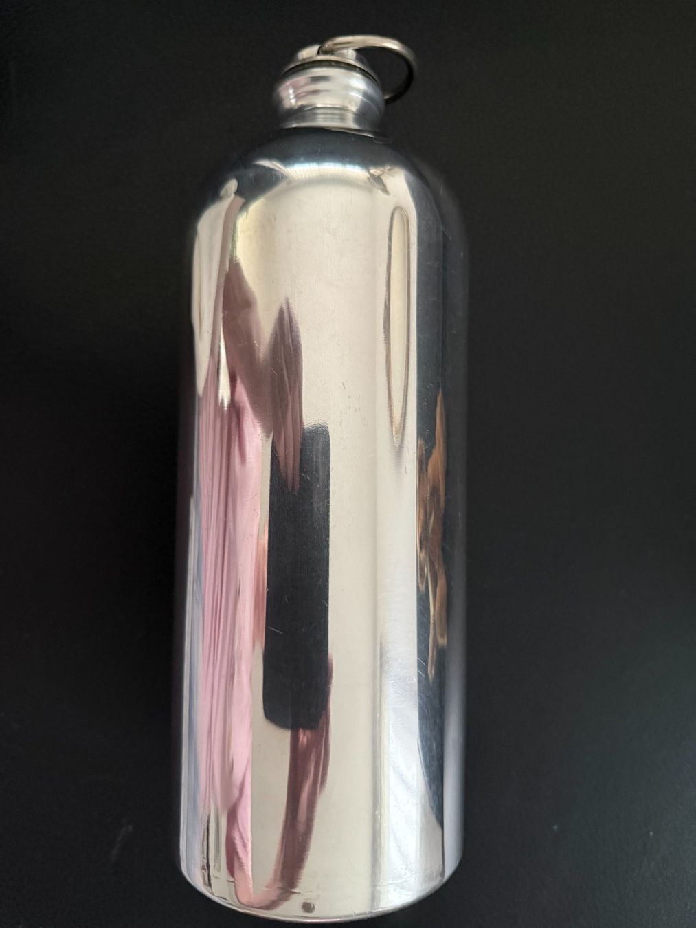 Altri elettrodomestici e apparecchi d’epoca: Wärmeflasche  Bettflasche  mit  handgestricktem Überzug – Usato da Subingen venduto da ArtBead