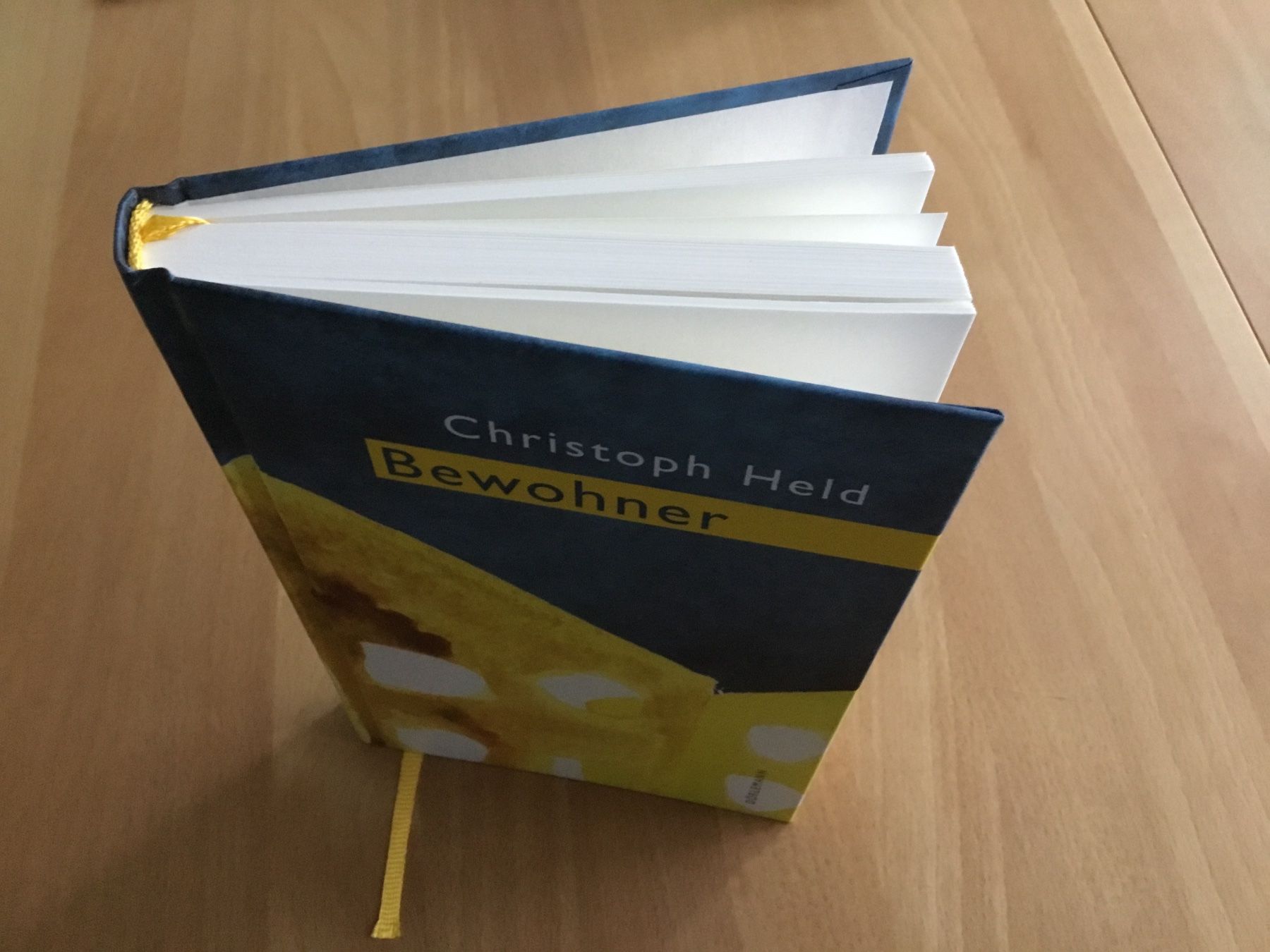 Libri: Christoph Held    Bewohner – Usato da Kerzers venduto da Georges3210 2