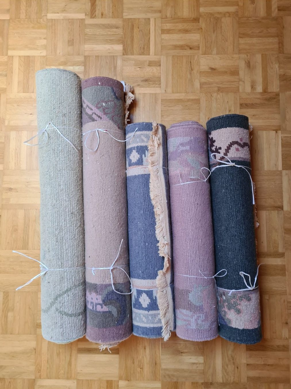Tappeti: Orientteppiche (Paket mit 5 Stück) – Usato da Eigenthal venduto da Schwaegi0 5
