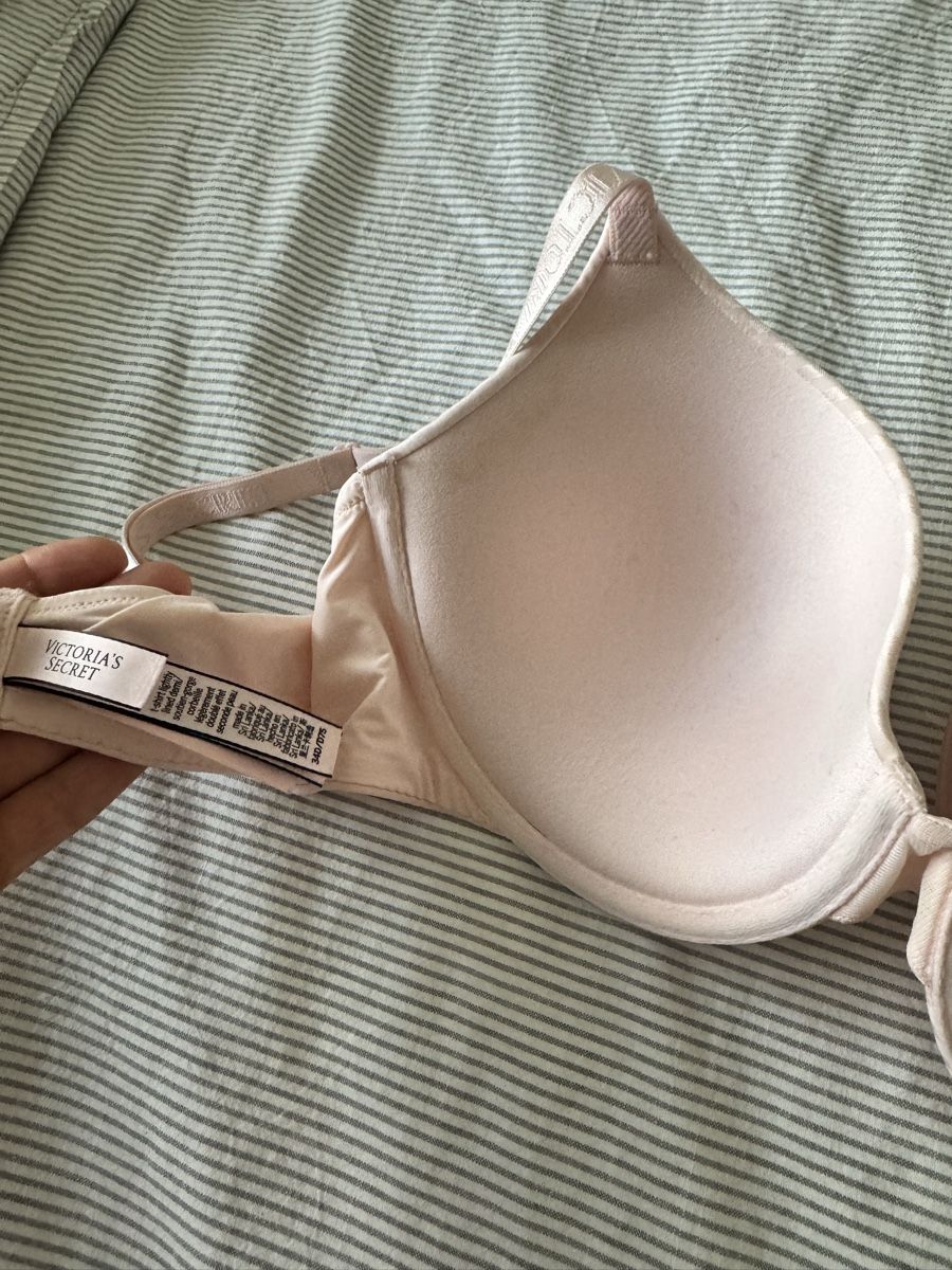 Altra biancheria intima: Victoria secret bra  – Usato da Zürich venduto da are_fm6c 4