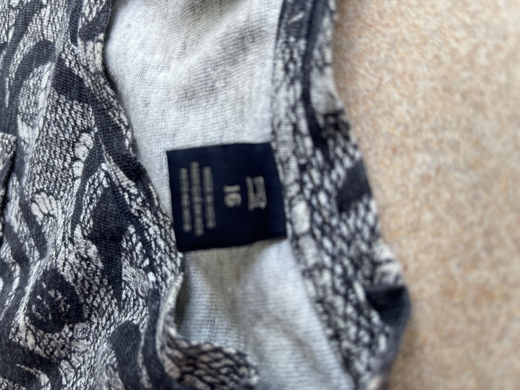 Maison Scotch Hemden, T-Shirts & Polos: 2 T Shirt 164, Scotch Shrunk – Gebraucht aus Muttenz von Susanne81002 5