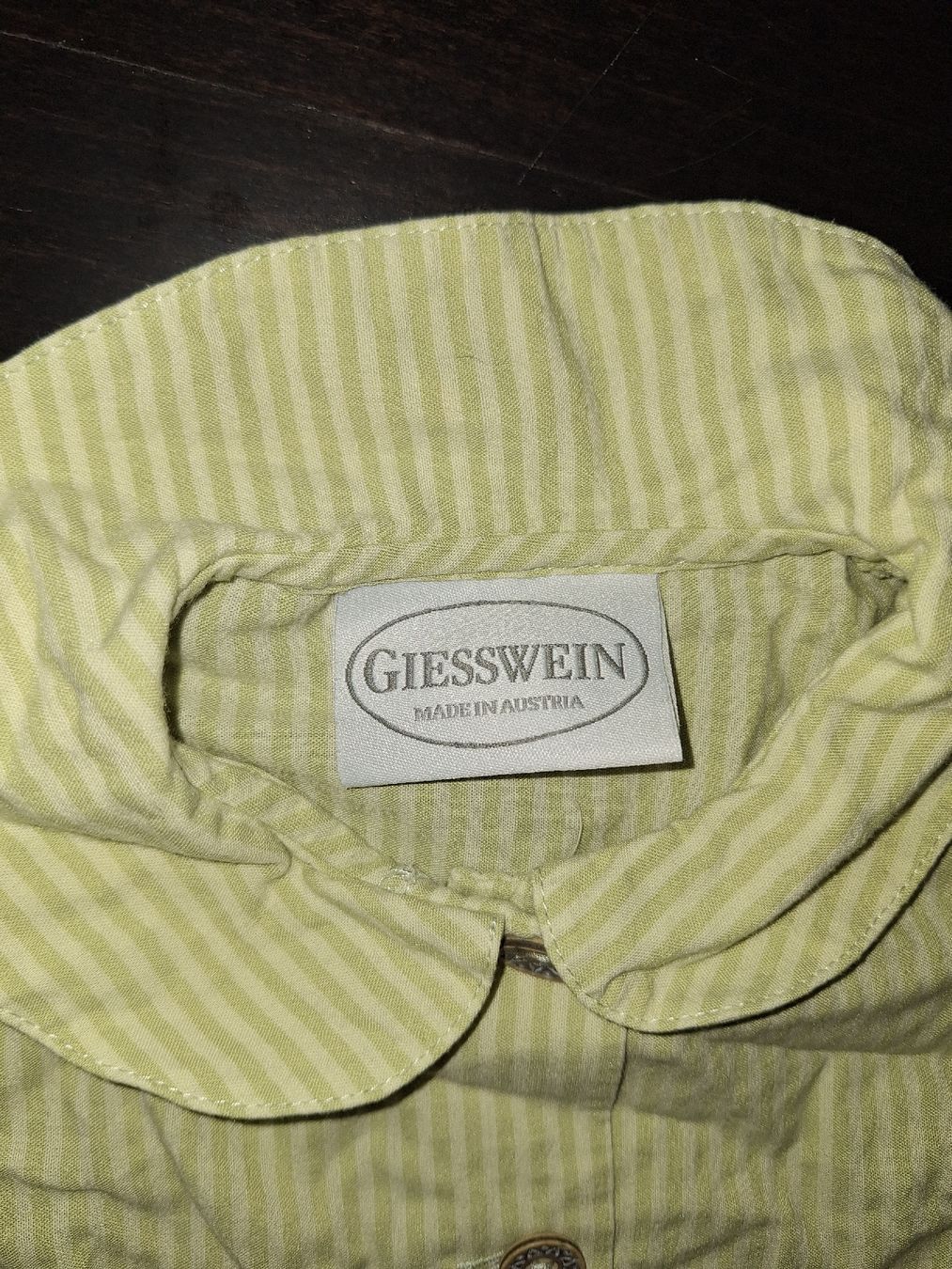 Camicie, Top & T-shirt: Giesswein Mädchenbluse hellgrün gestreift Gr. 68 – Usato da Winterthur venduto da mel_65g9 2