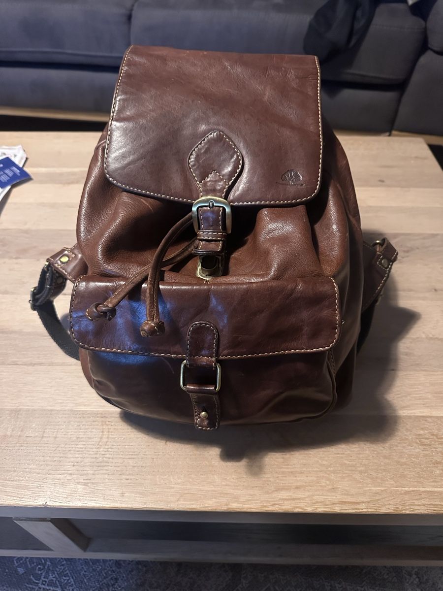 Zaini: Greenburry Leder Rucksack braun Vintag – Usato da Winterthur venduto da yan_mzy9