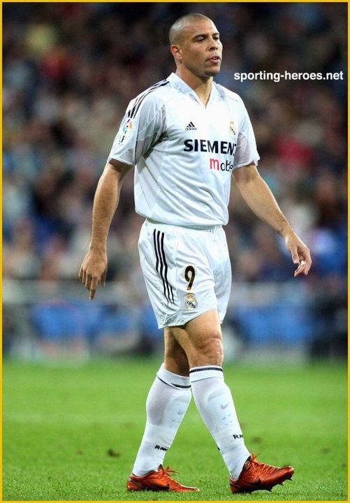 Adidas Canottiere & Pantaloni: Original Real Madrid 2004/2005 Ronaldo – Usato da Windisch venduto da RealJerseys 4