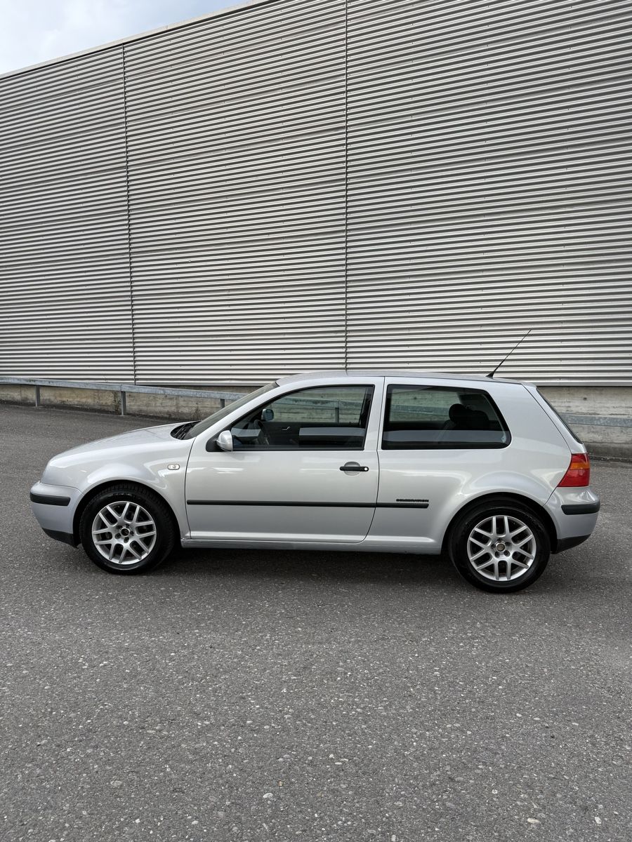 VW Automobili: VW GOLF IV 1.6 Automatique – Usato da Biel/Bienne venduto da MK_Cars 4
