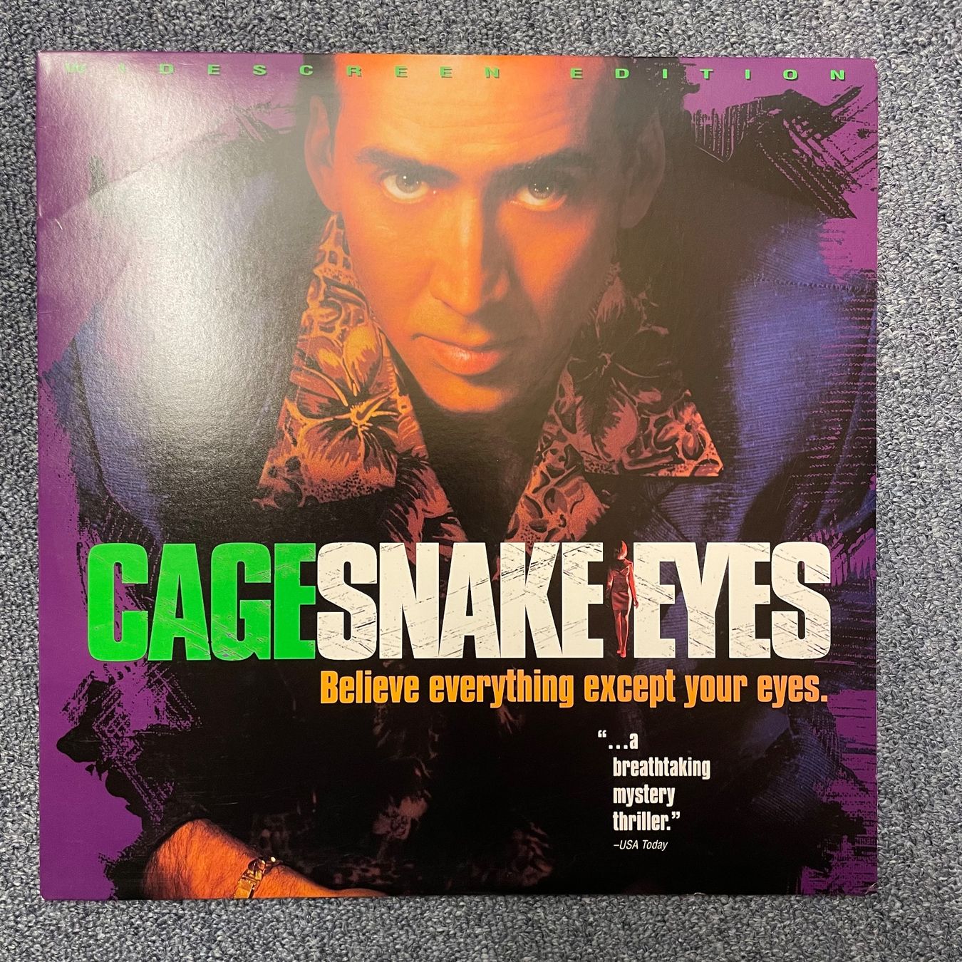Tutti i DVDs: Nicolas Cage: CAGE SNAKE EYES - LASER DISC - Englisch Orig. – Usato da Stans venduto da Brode