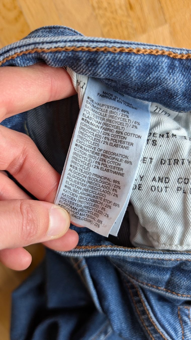 Armedangels Jeans: ArmedAngels jeans size 27 – Nuovo (secondo la descrizione) da Meyrin venduto da jes_yr5m 2