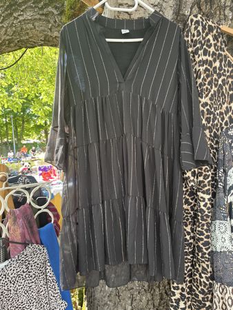 Sommerliches, leichtes Kleid mit Streifen, Grösse M