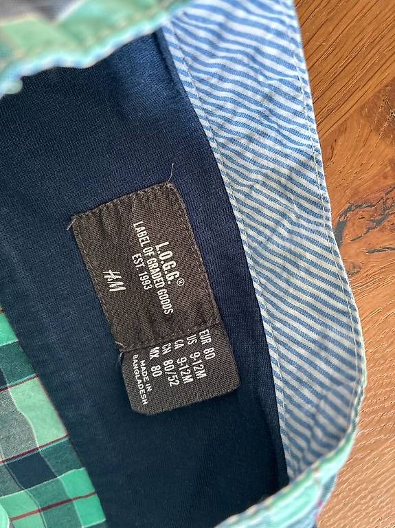 Camicie, Top & T-shirt: Hemd H&M Gr.80 Junge – Usato da Sempach Station venduto da gradientgolden 1