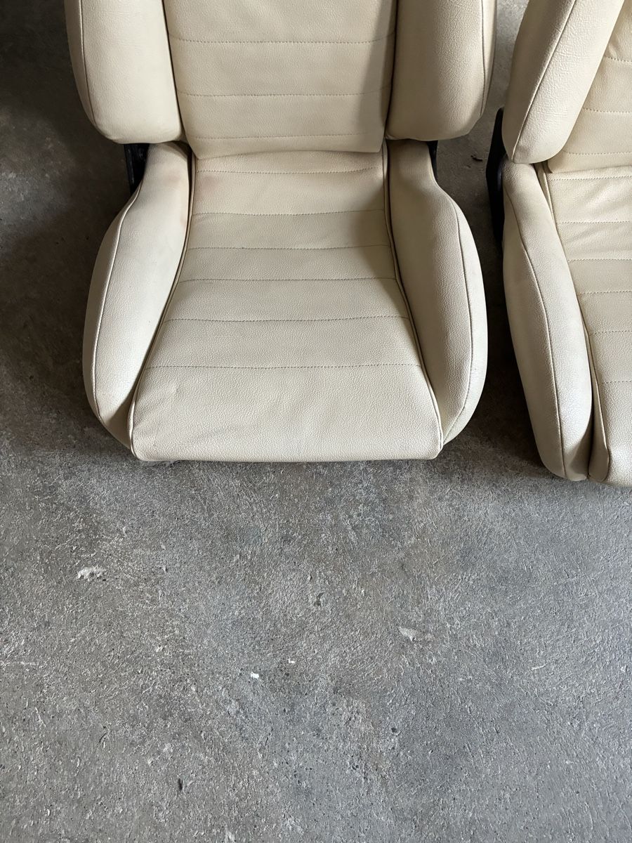 Recaro Tutti pezzi di ricambio auto: Recaro sitze – Nuovo (secondo la descrizione) da Grenchen venduto da Netii10 1