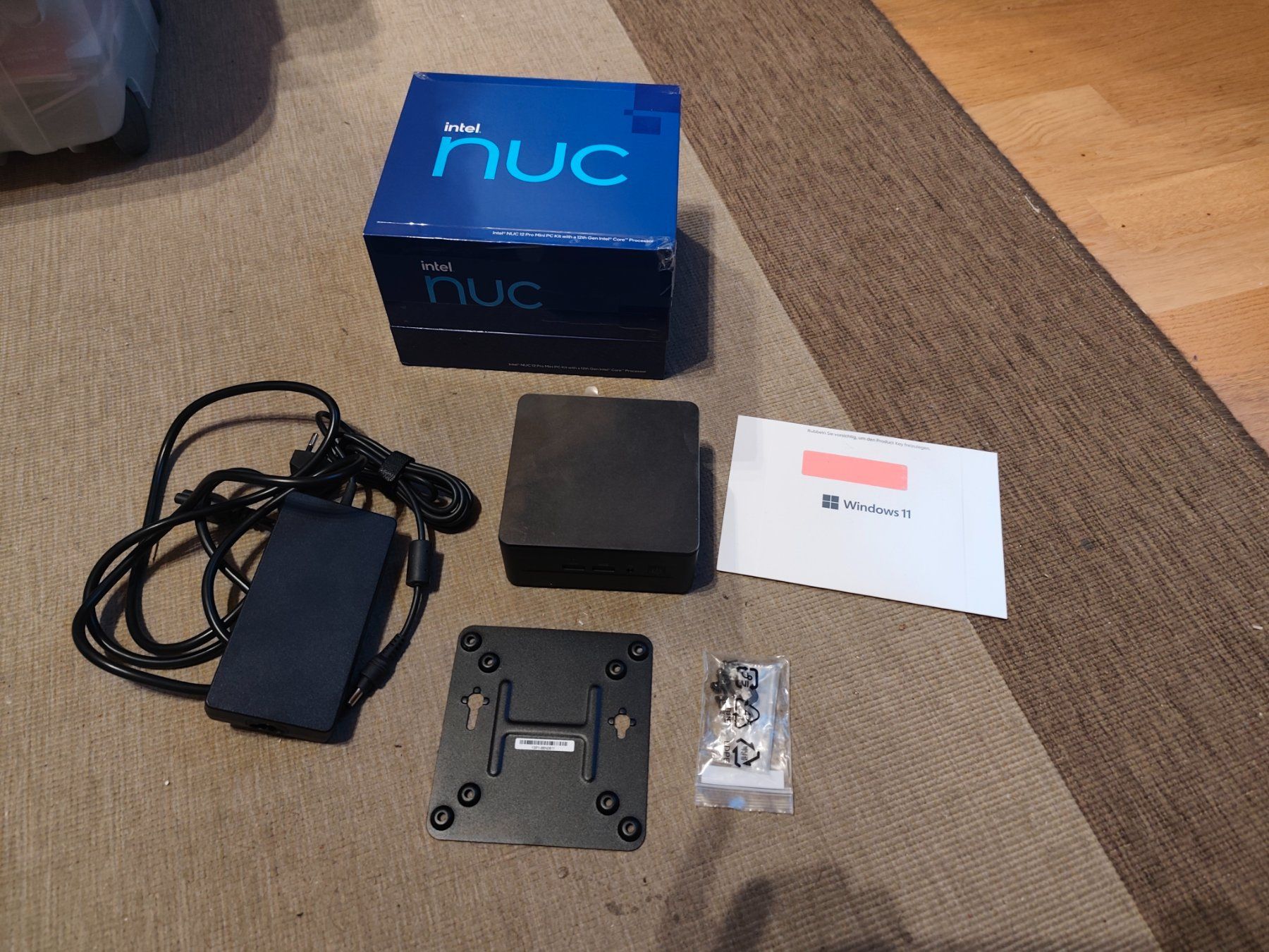 Intel PC: intel NUC 12 Pro - 2TB – Usato da Froideville venduto da Delphives 1