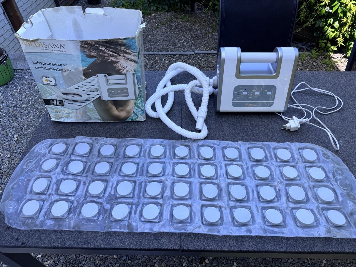 Medisana Dispositivi per massaggi: Luftsprudelmatte Medisana NP 120 Fr – Usato da Niederbüren venduto da Oetschli