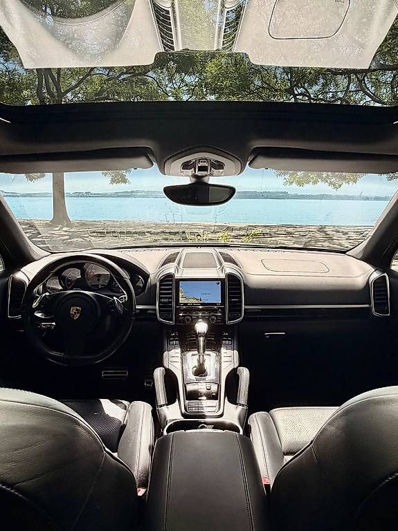 Automobili: PORSCHE Cayenne S Hybrid – Usato da Neuchâtel venduto da Karl_M 2