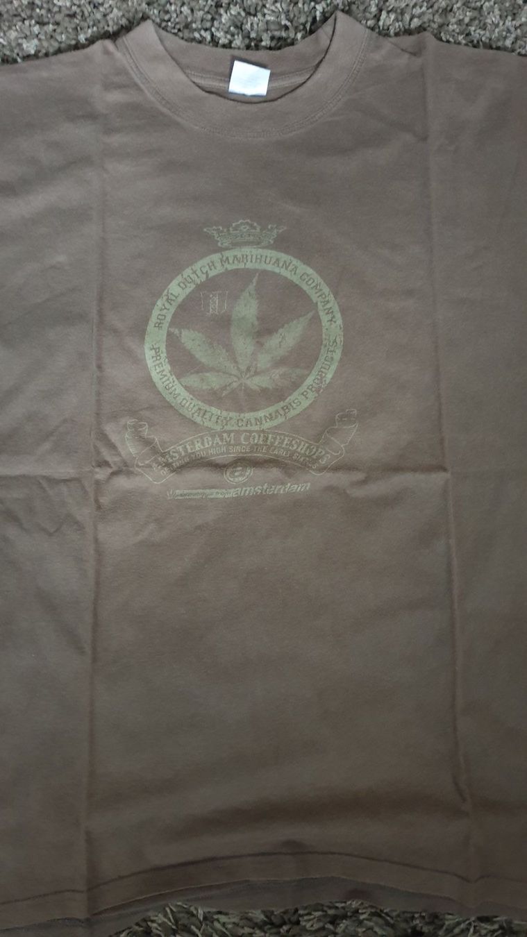 T-shirt: T SHIRT – Usato da Clarens venduto da fur_bxq2