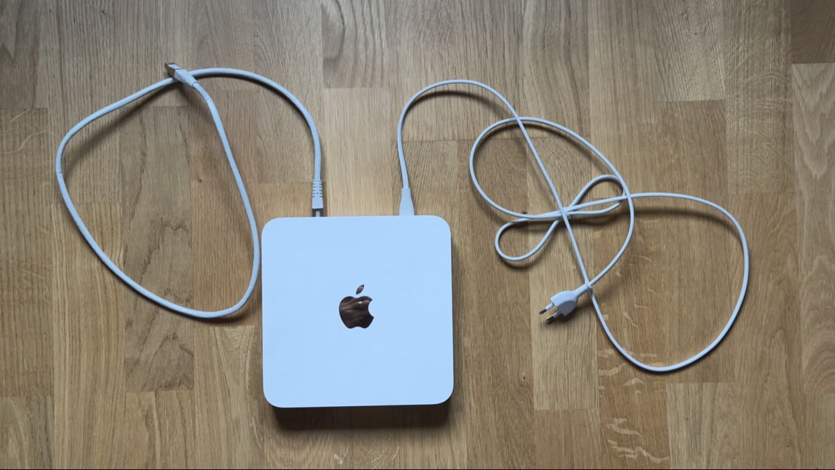 Apple Harddisks: Apple Time Capsule 2TB  – Gebraucht aus Amden von Buen694