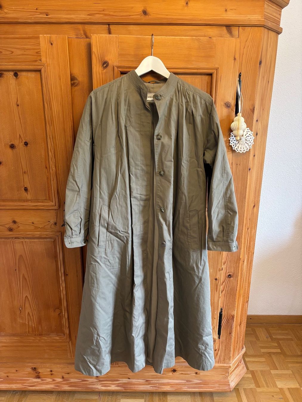Mäntel: Trenchcoat von Croydor 36/38 – Neu (gemäss Beschreibung) aus Tägerwilen von vivlara