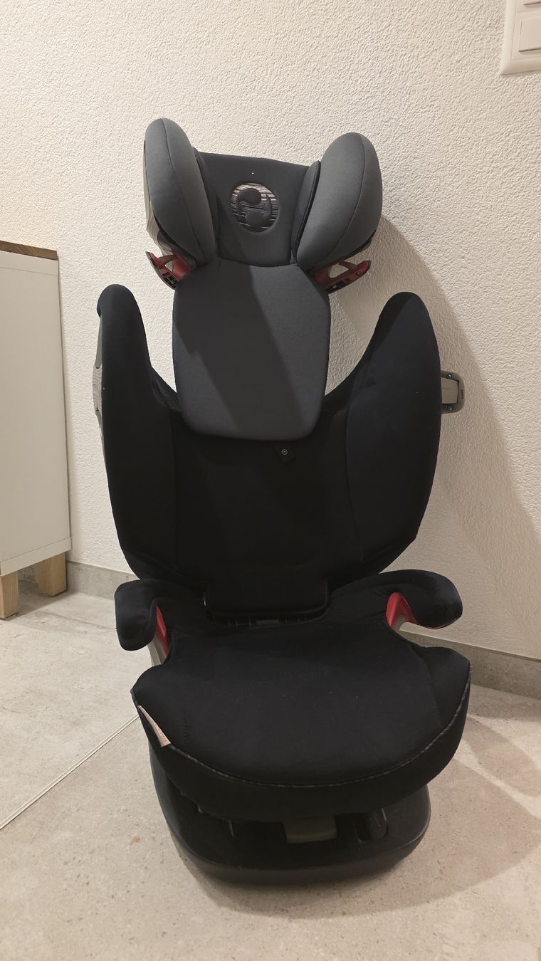 Cybex Sièges auto: CYBEX Solution X-Fix Kindersitz - Top Zustand! – D'occasion à Kirchberg BE par Nicolanextra 1