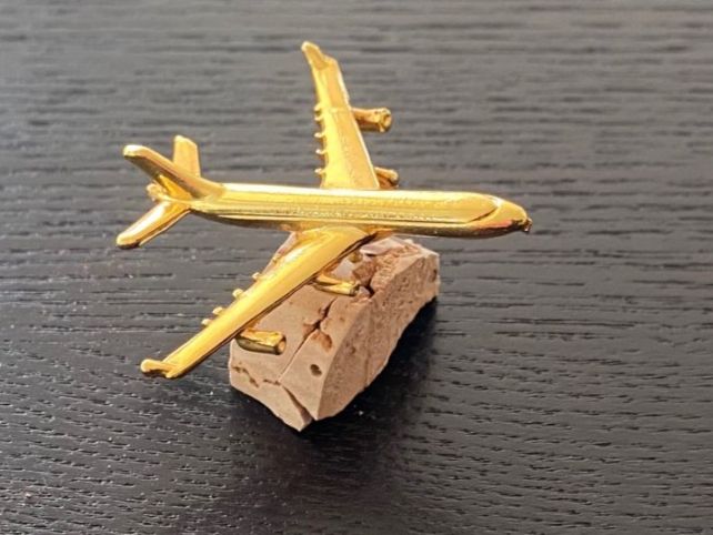 Boeing Kit di modellismo & Modellini statici: Pin Boeing 747-400 «Sky-Cruiser» – Usato da Aarau venduto da radilio01 2