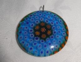 Pendentif en verre neuf rond bleu