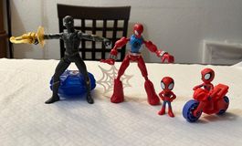 Cute Pack Spider-Man: 4 Figurines, Moto & Accessoires⁠