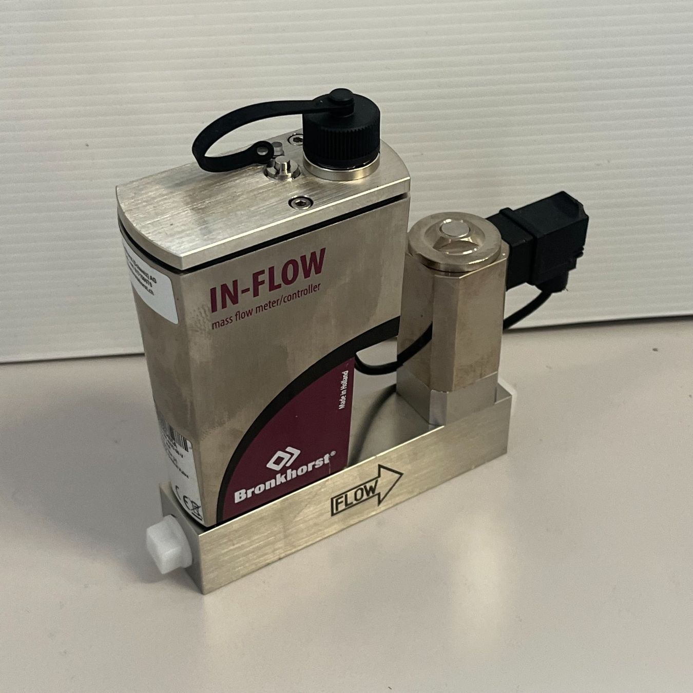 Accessori da laboratorio: Bronkhorst Mass Flow Controller F201 CI-10K-AGD-00-V – Usato da Niederdorf venduto da LeptonAG_Labor