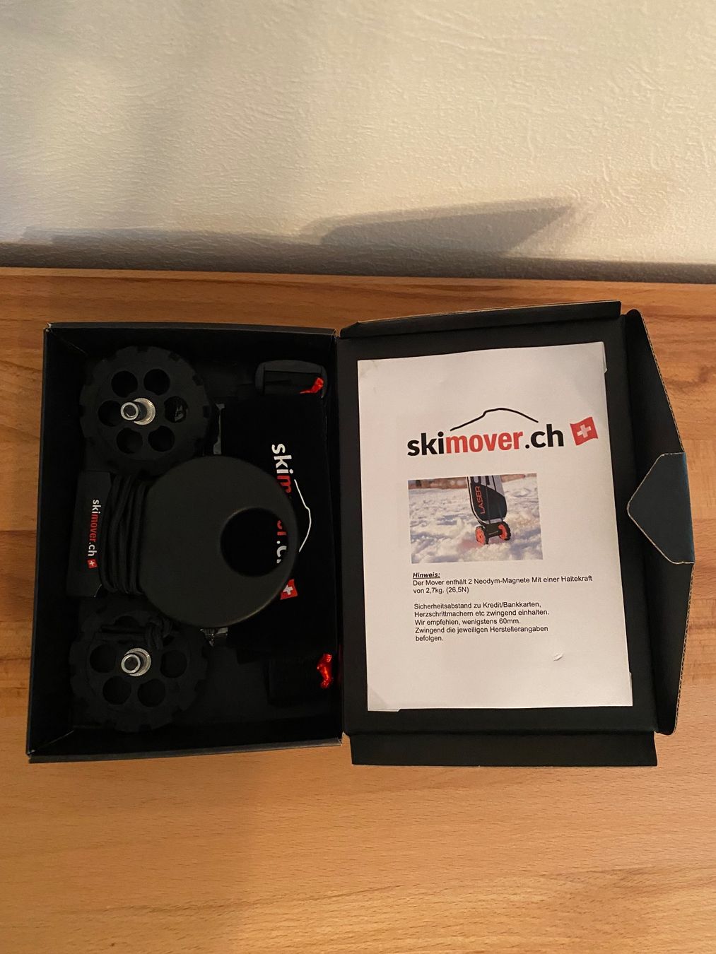 Skis: Skimover (Ski-Transporthilfe) – Neu und originalverpackt aus Beckenried von and_b729 1