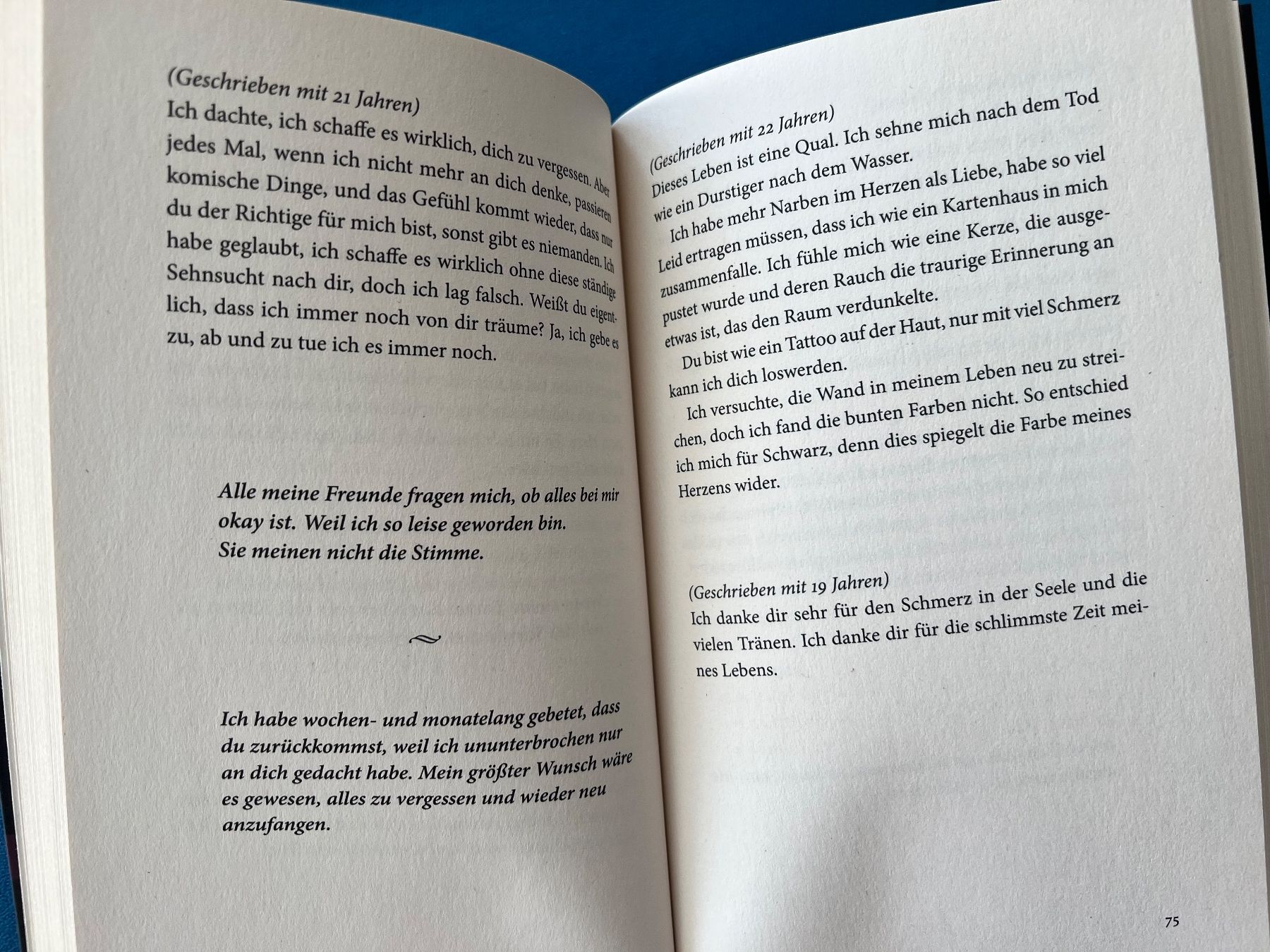 Libri: Buch - 5 Räume, die reise zu dir selbst – Nuovo (secondo la descrizione) da Effretikon venduto da YaMn 3