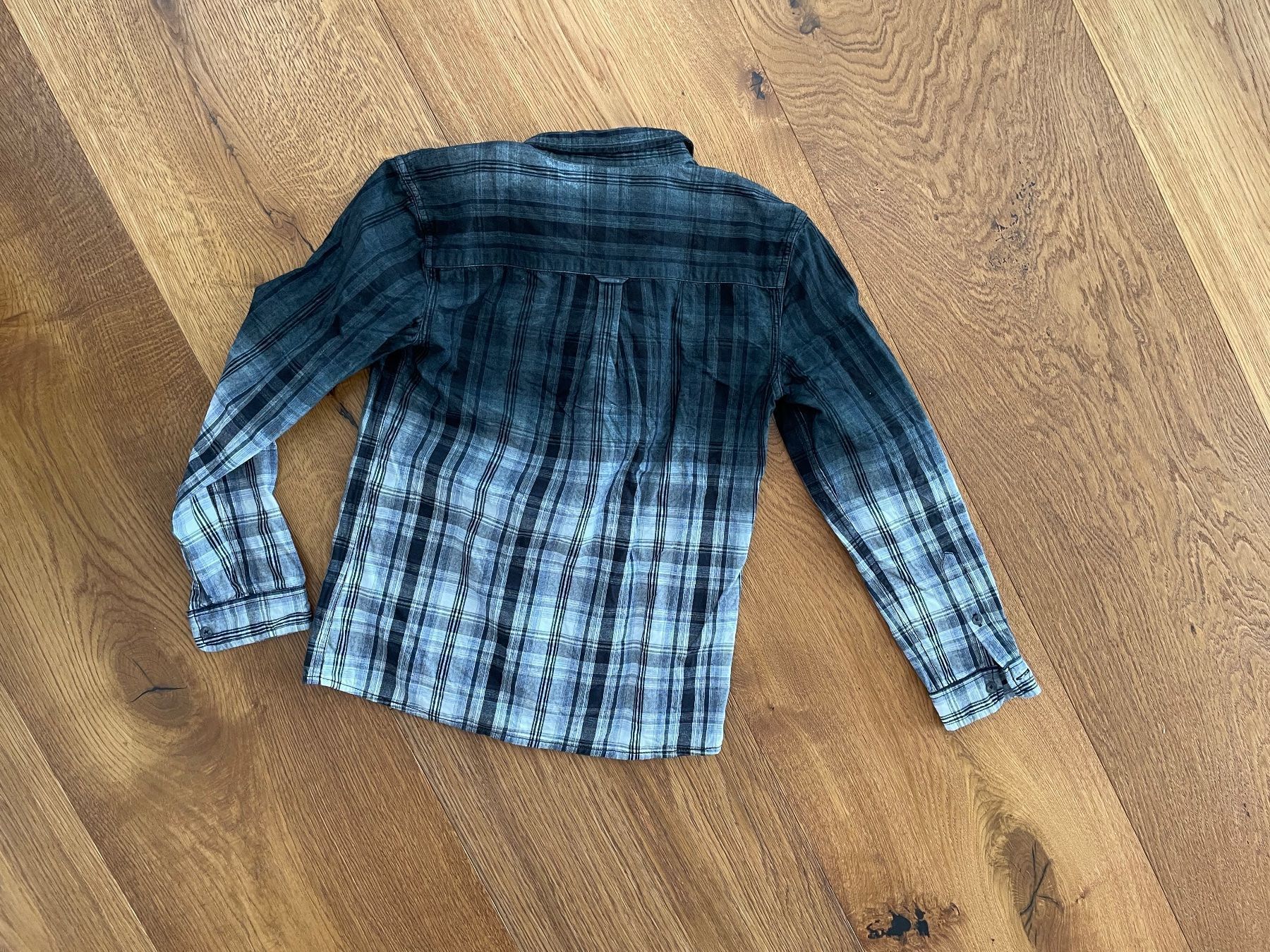 Camicie, T-shirt & Polo: Knaben Hemd – Usato da Seewen venduto da dvh05 2
