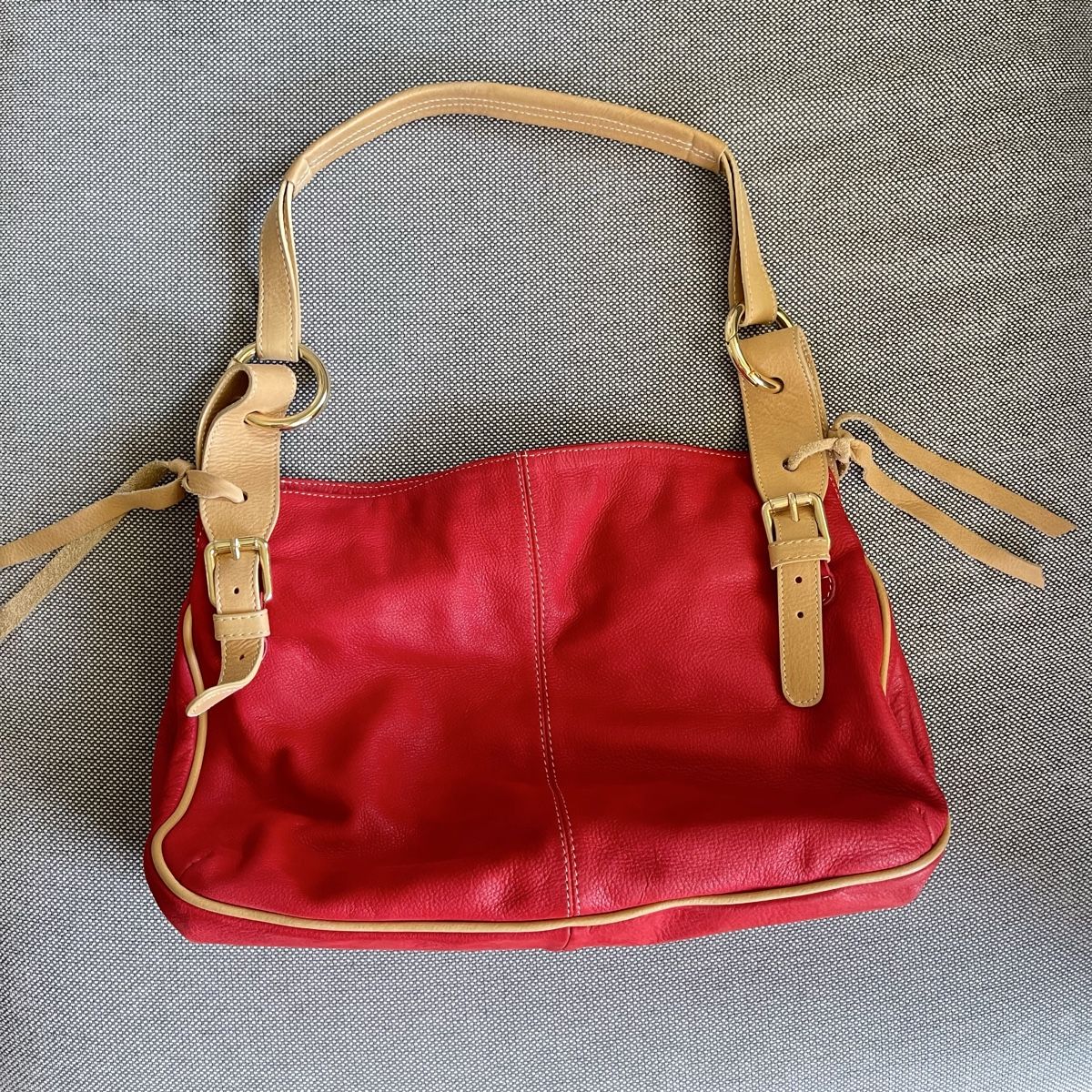 Taschen für Damen: Wunderschöne Schulter Tasche aus Leder - Rot & Beige – Gebraucht aus Bern von dek_7bjd 9