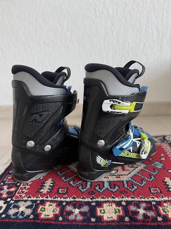 Nordica Scarpe per ragazzi: Skischuhe Gr.24.5 – Usato da Zufikon venduto da Ozumo 4