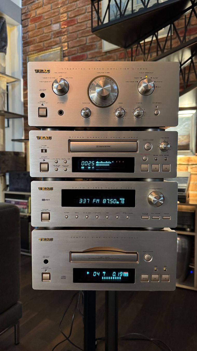 Teac Lettore multimediale & Streamer: Teac H500 Reference - audiophil, kompakt, erstklass. Zustand – Usato da Liebefeld venduto da Thomas361