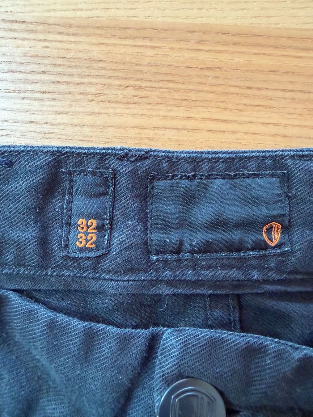 Ben Sherman Jeans: Ben Sherman Jeans schwarz Gr. 32/32 – Usato da Böckten venduto da Plectrum74 2