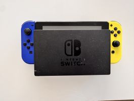 Nintendo Switch inkl. 5 Spiele & zusätzl. Joy-Con Controller