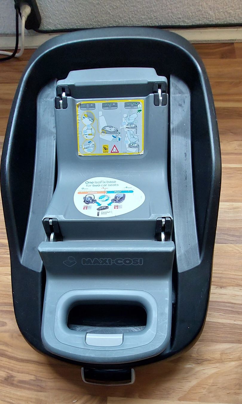 Maxi-Cosi Auto-Kindersitze: Maxi Coxi Family fix + Pearl – Gebraucht aus Villnachern von Johnny-10 2