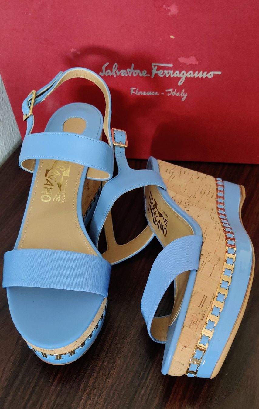Salvatore Ferragamo Scarpe da donna: SALVATORE FERRAGAMO Sandals – Nuovo e nell'imballaggio originale da Zollikon venduto da ces-chic 1