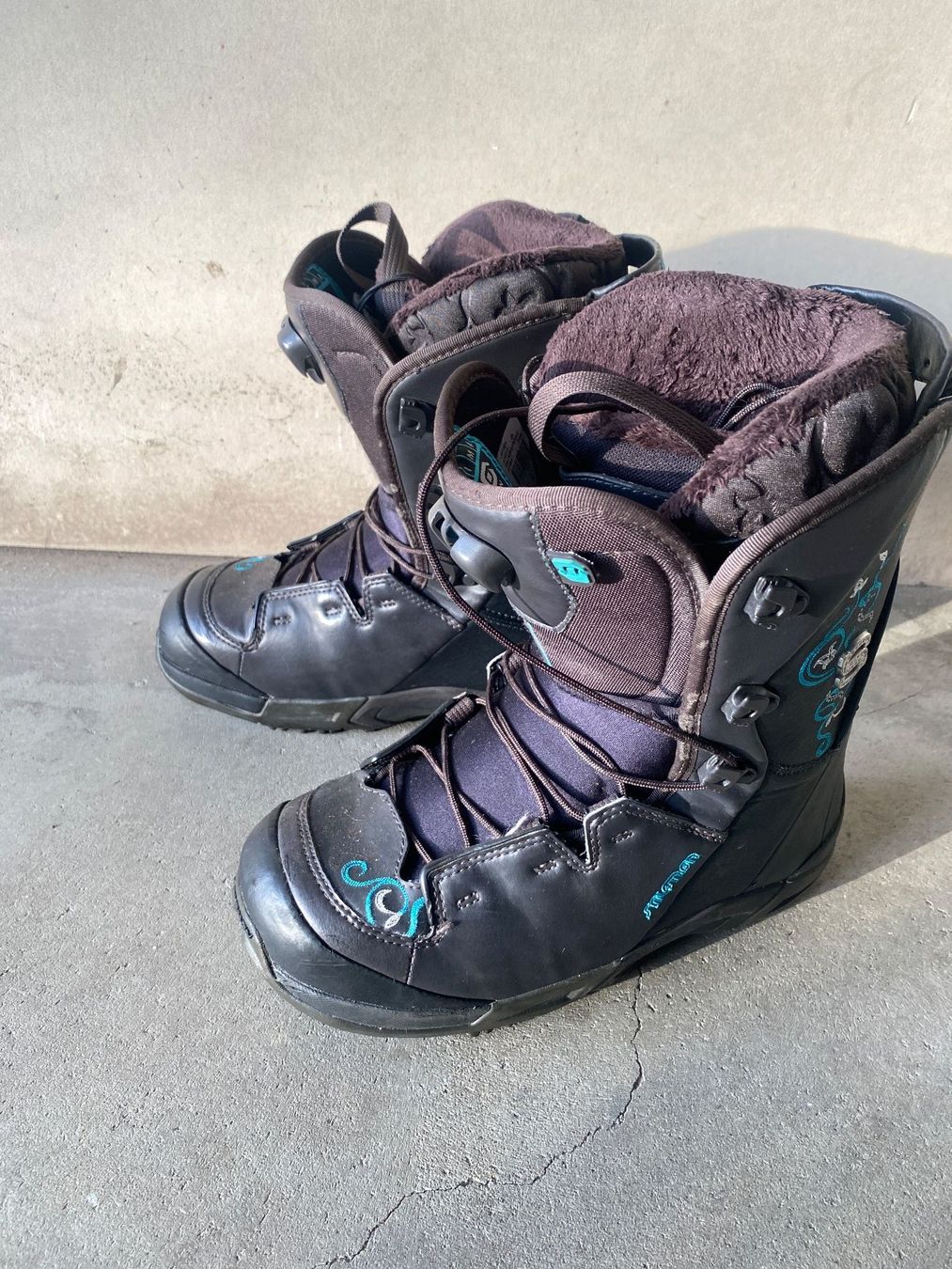 Salomon Damenschuhe: Snowboard Boot Salomon, 41 – Gebraucht aus Berikon von RockwellCommander