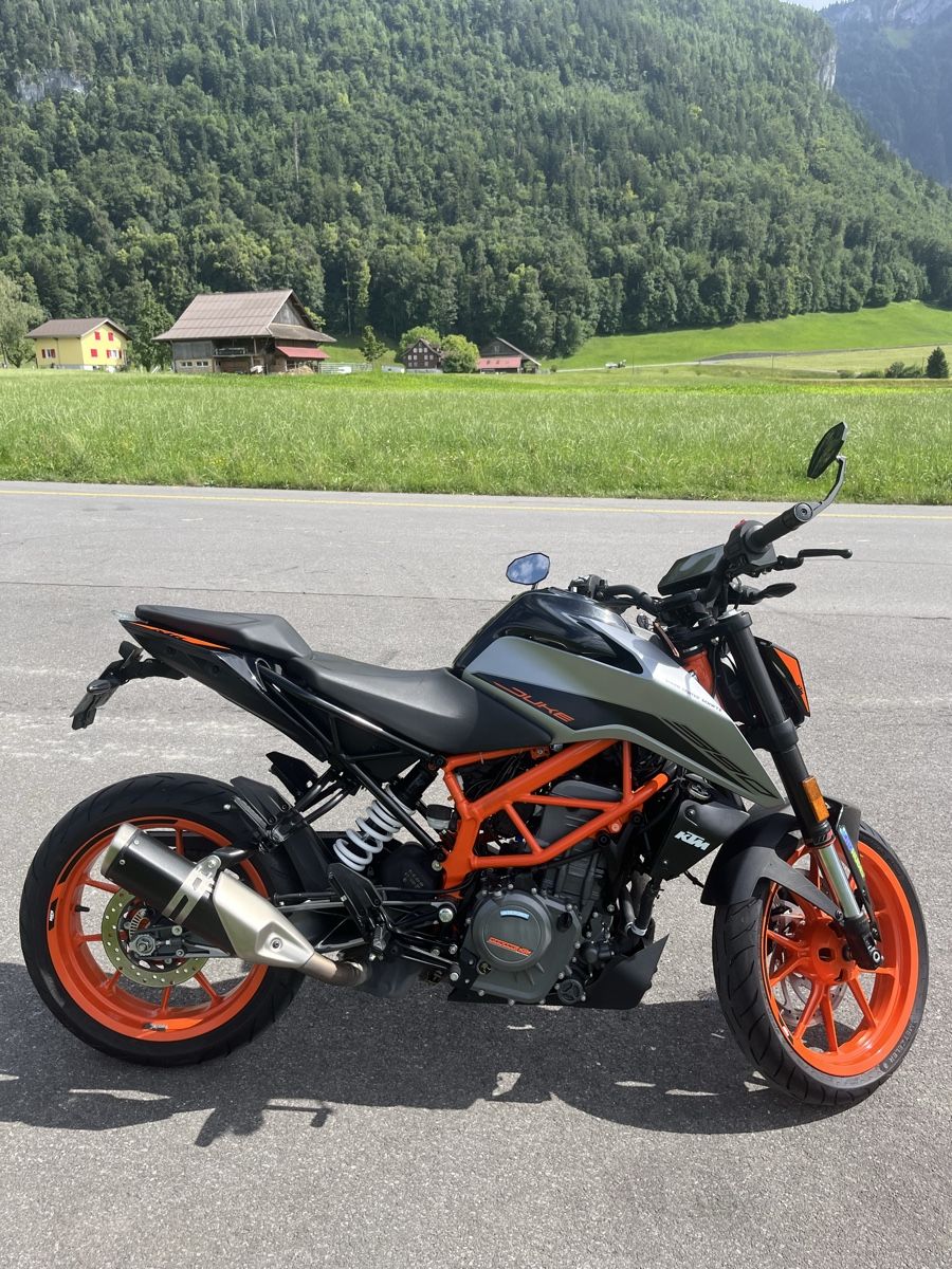 KTM Strada: KTM DUKE 390 Frisch ab MFK – Usato da Ibach venduto da noe_xr65