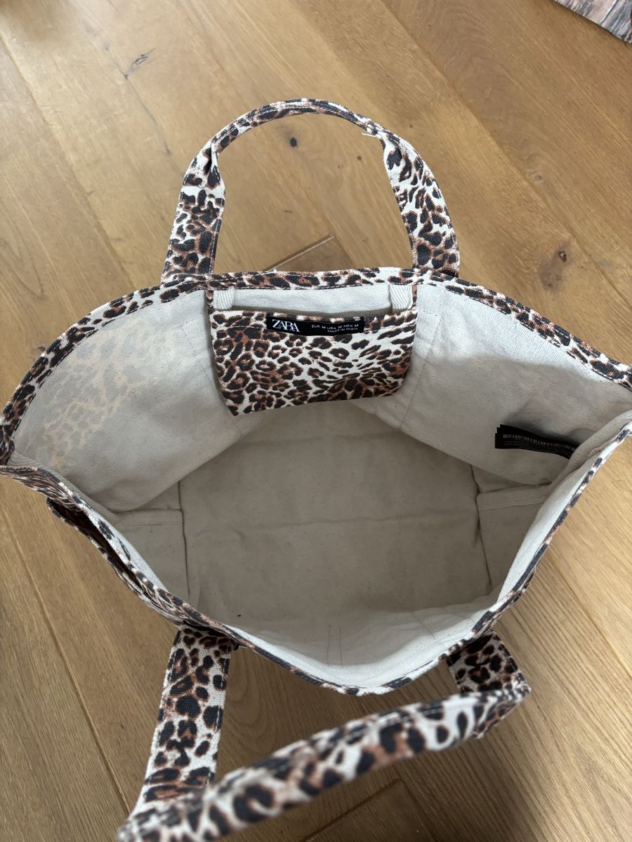 Zara Borse: Zara Leopard Print Tote Bag – Nuovo (secondo la descrizione) da Windisch venduto da bymarikaa 1