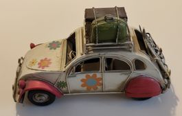 Blechmodell Auto 2CV mit Gepäck und Skiern Vintage Look