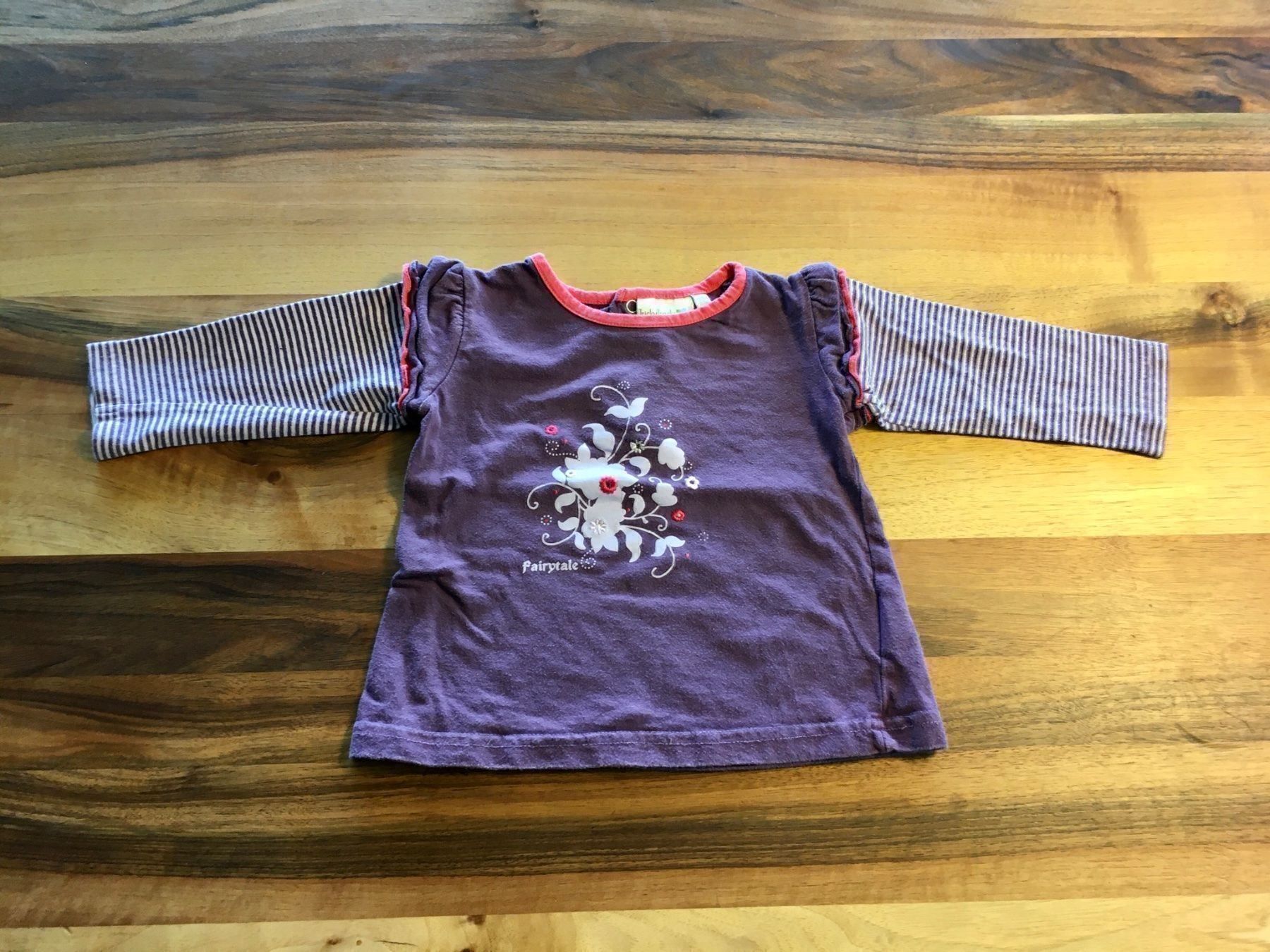 Maglioni & Felpe: Pullover Pull Shirt Fairytaile Grösse 80 – Usato da Horw venduto da dreamsofacid