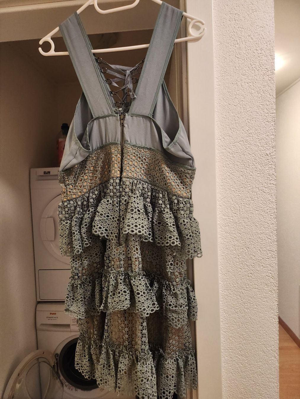 Vestiti: Cocktailkleid – Usato da Kefikon TG venduto da Livline 2