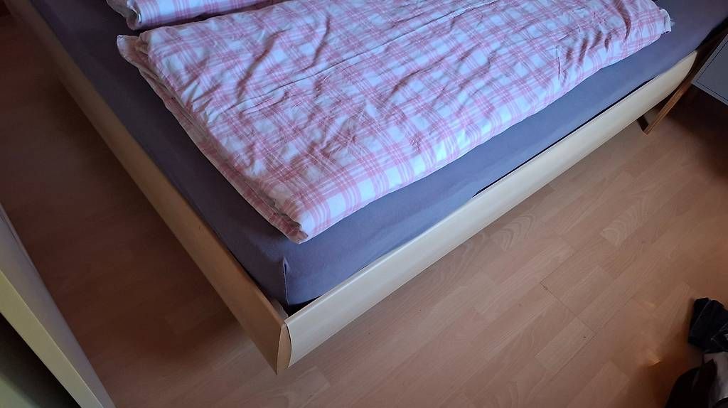 Letti: Bett mit Lattenrost und Matratze, 140x200 – Usato da Affeltrangen venduto da Entlebuch 2