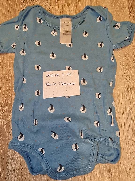 Lotti & Set di vestiti: Sehr gut erhaltene Jungs Kleider – Usato da Rheinfelden venduto da CaroB1990 1