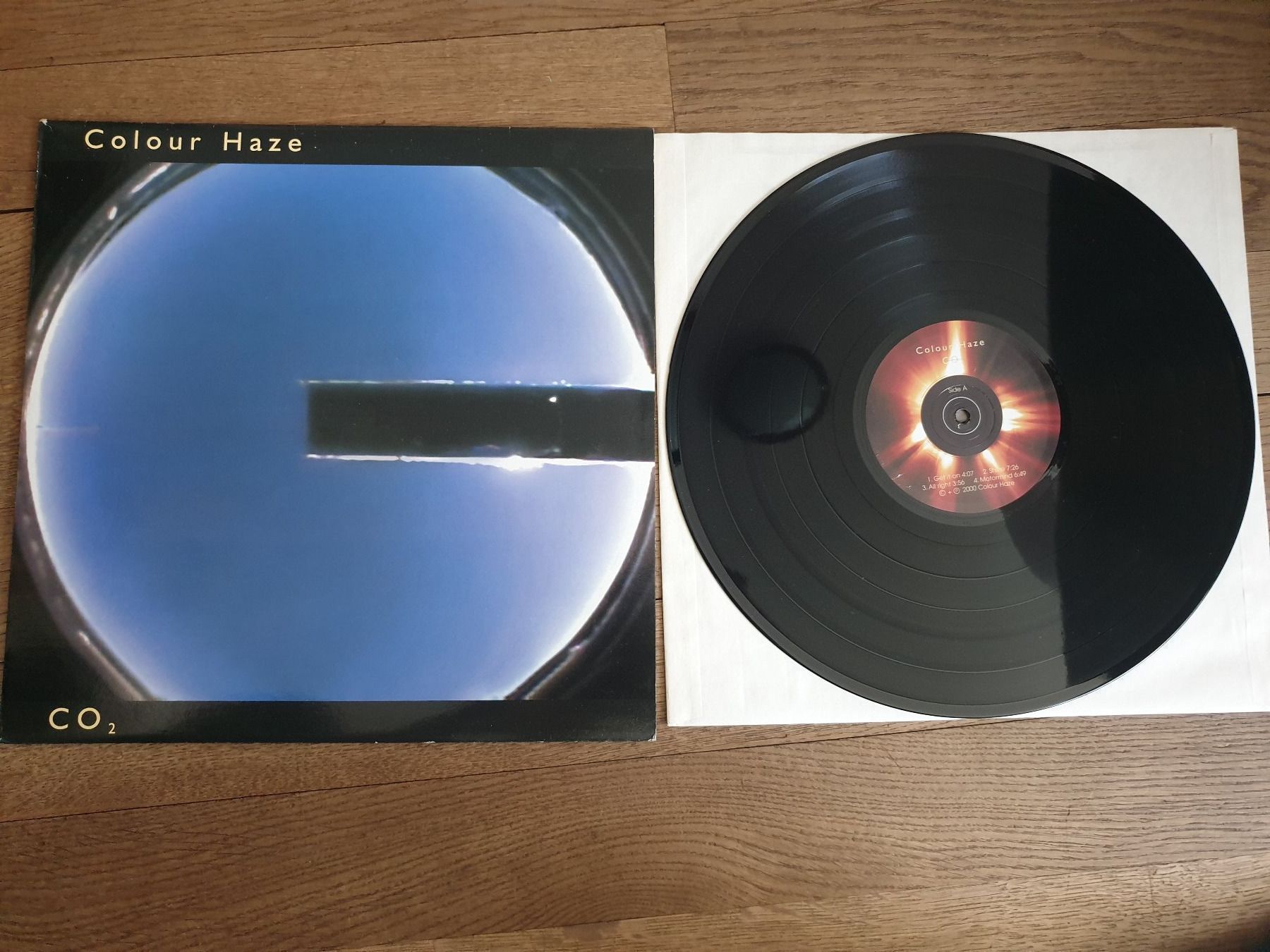 Dischi in vinile: Colour Haze – CO₂ – Usato da zürich venduto da ultraviolet