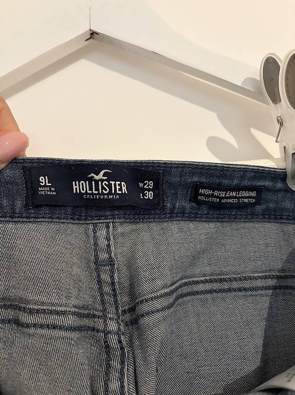 Jeans: 2x Hollister Jeans  – Gebraucht aus Muri AG von mar_svd7 1