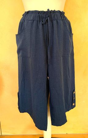 Luftiger und bequemer Hosenrock/Bermudas in Marine *NEU*