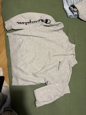 Champion Zip up Pullover 